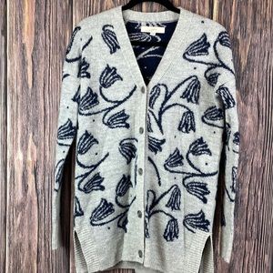 Loft Gray Buttoned Down Cardigan W/ Navy Blue Floral Print - Sz Sm (Med IMO)